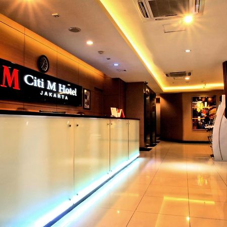 甘比花旗m酒店 雅加达 外观 照片