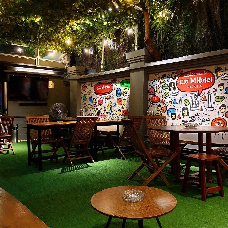甘比花旗m酒店 雅加达 外观 照片