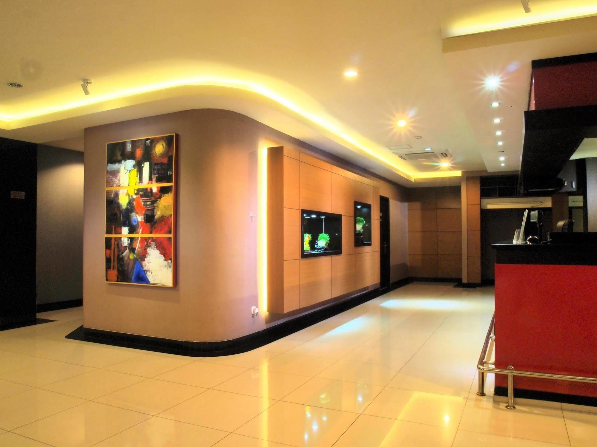 甘比花旗m酒店 雅加达 外观 照片